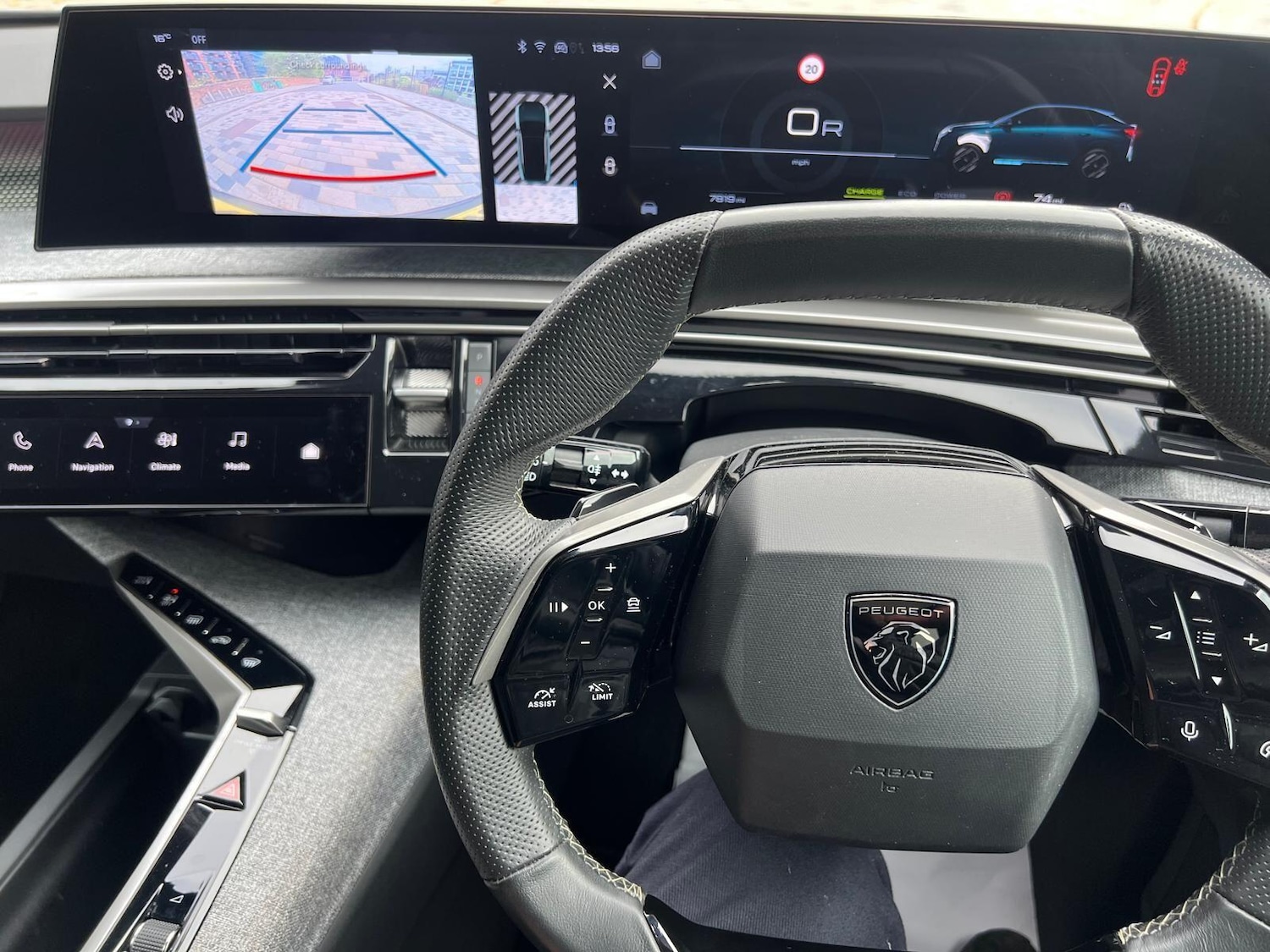 Used Peugeot 3008 2025 for sale - 76247700: Photo 11