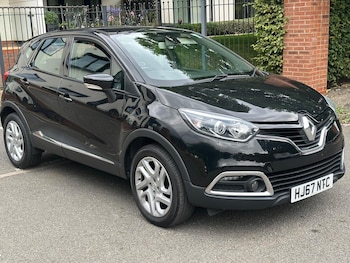 Used Renault Captur 2017 for sale - 76994142: Photo