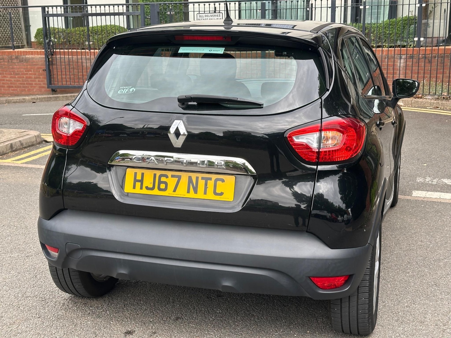 Used Renault Captur 2017 for sale - 76994142: Photo 24