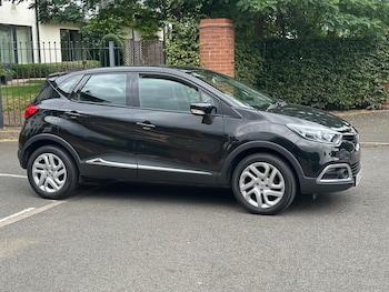 Used Renault Captur 2017 for sale - 76994142: Photo