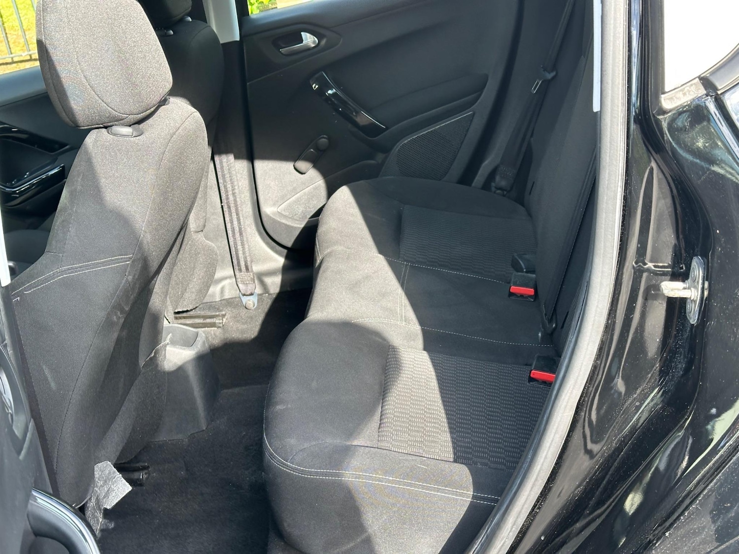 Used Peugeot 208 2018 for sale - 76991322: Photo 23