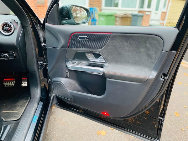 Used Mercedes-Benz EQB 2025 for sale - 76294596: Photo 32
