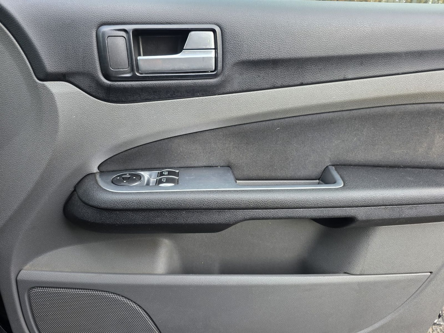 Used Ford Focus 2011 for sale - 77347040: Photo 22