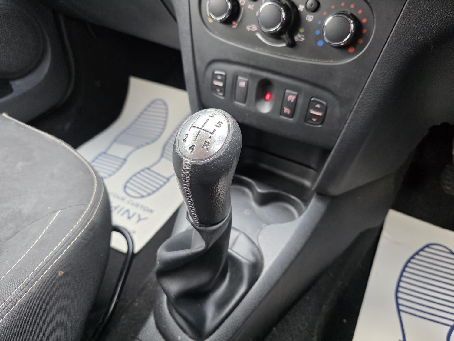 Used Dacia Sandero 2014 for sale - 77060208: Photo 10