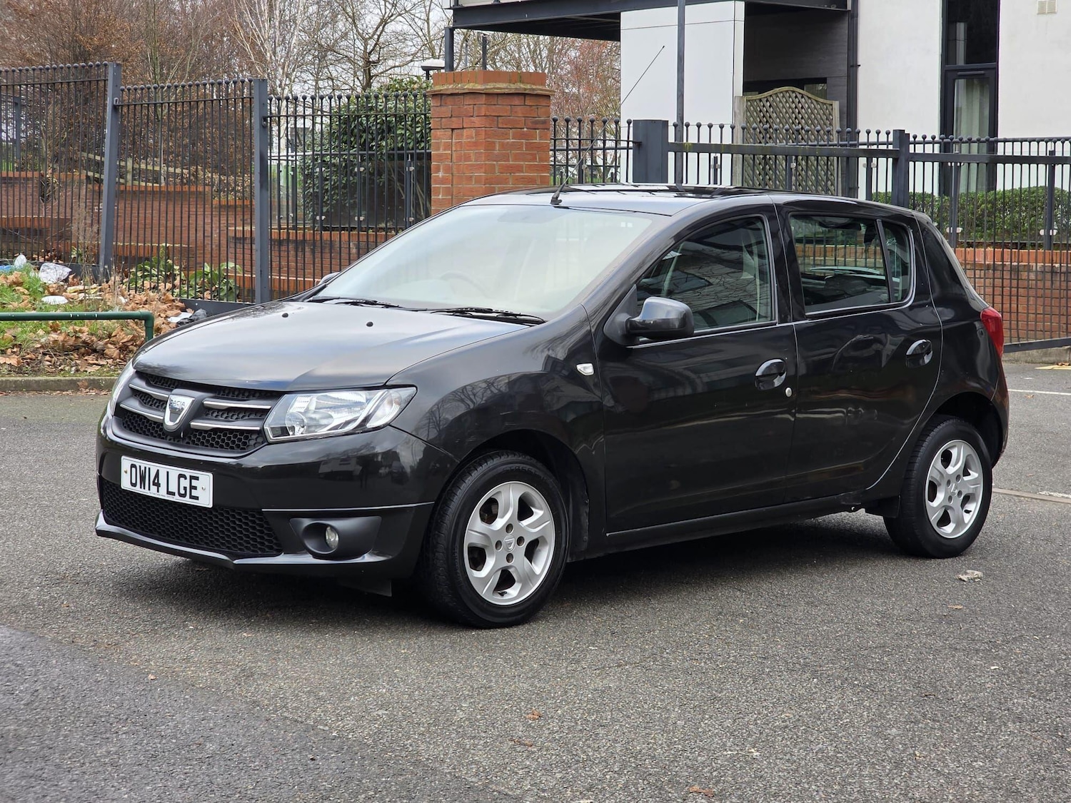 Used Dacia Sandero 2014 for sale - 77060208: Photo 3