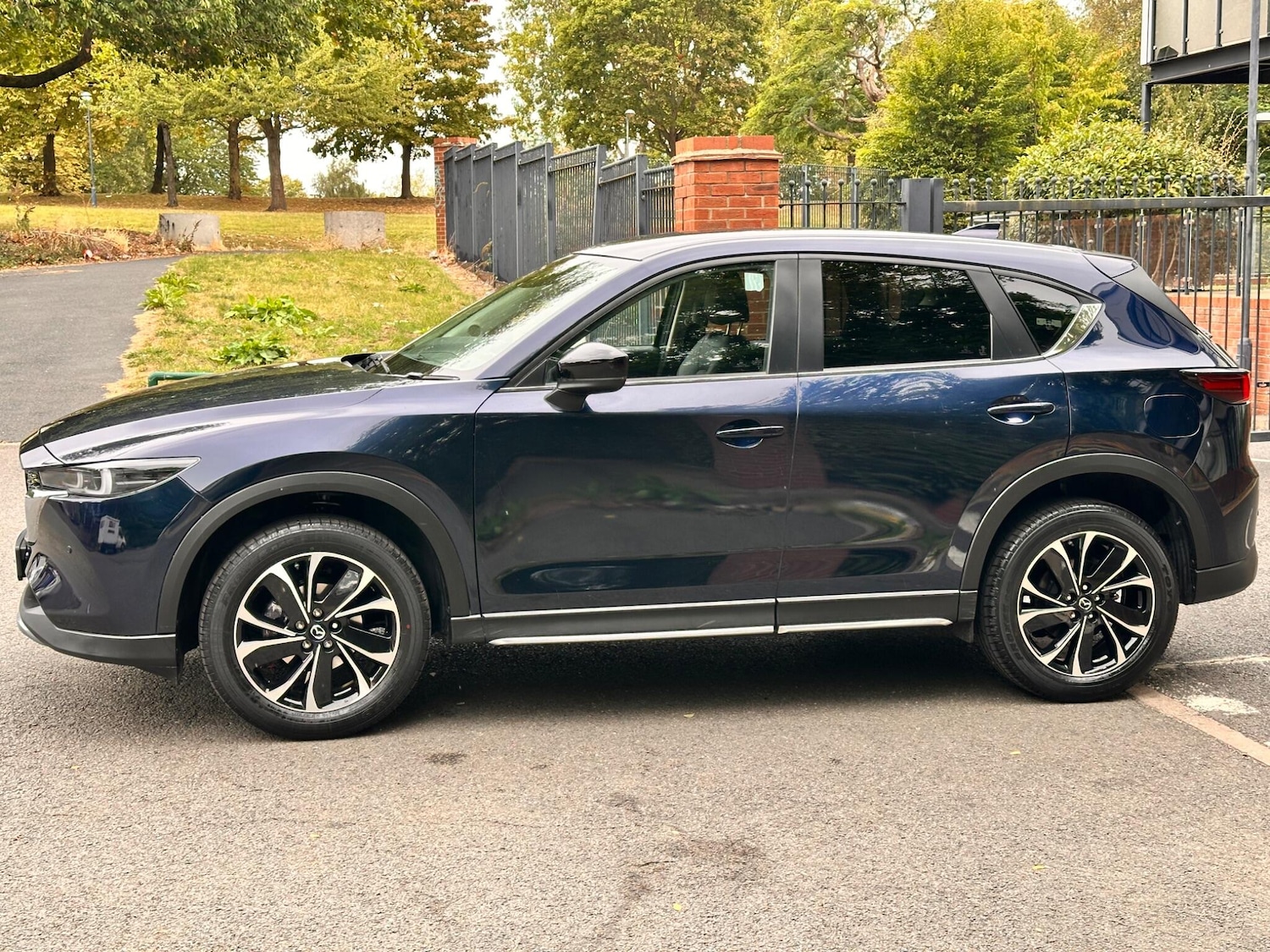 Used Mazda CX-5 2025 for sale - 76988867: Photo 7