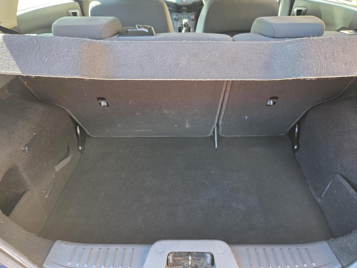 Used Ford Fiesta 2015 for sale - 76619901: Photo 11