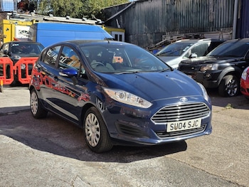 Used Ford Fiesta 2015 for sale - 76619901: Photo