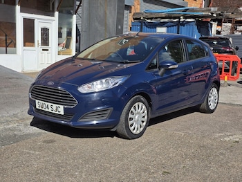 Used Ford Fiesta 2015 for sale - 76619901: Photo