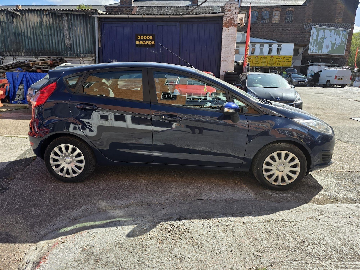 Used Ford Fiesta 2015 for sale - 76619901: Photo 8