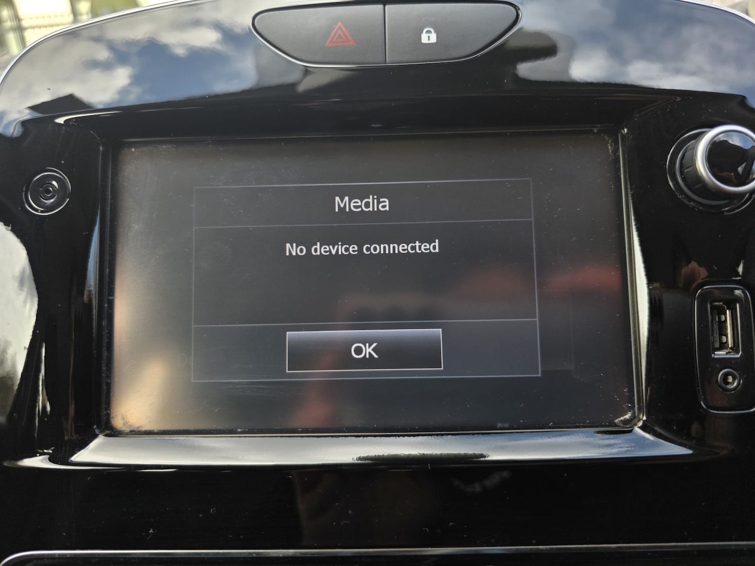 Used Renault Clio 2017 for sale - 78036945: Photo 17