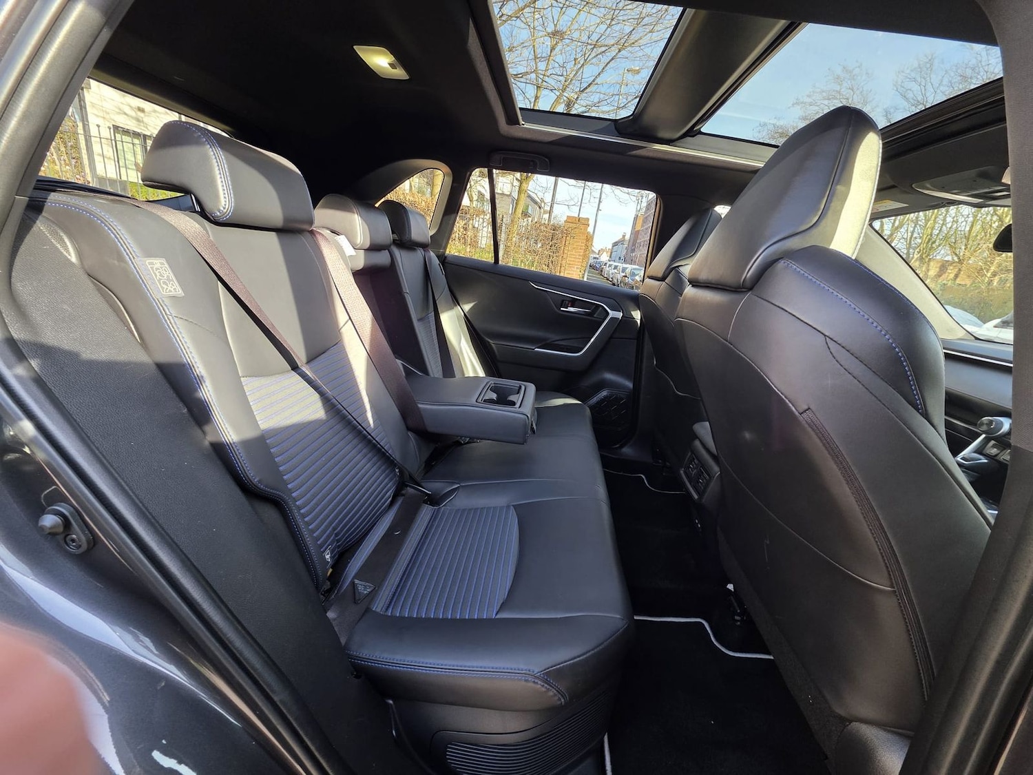 Used Toyota RAV4 2023 for sale - 77660499: Photo 11