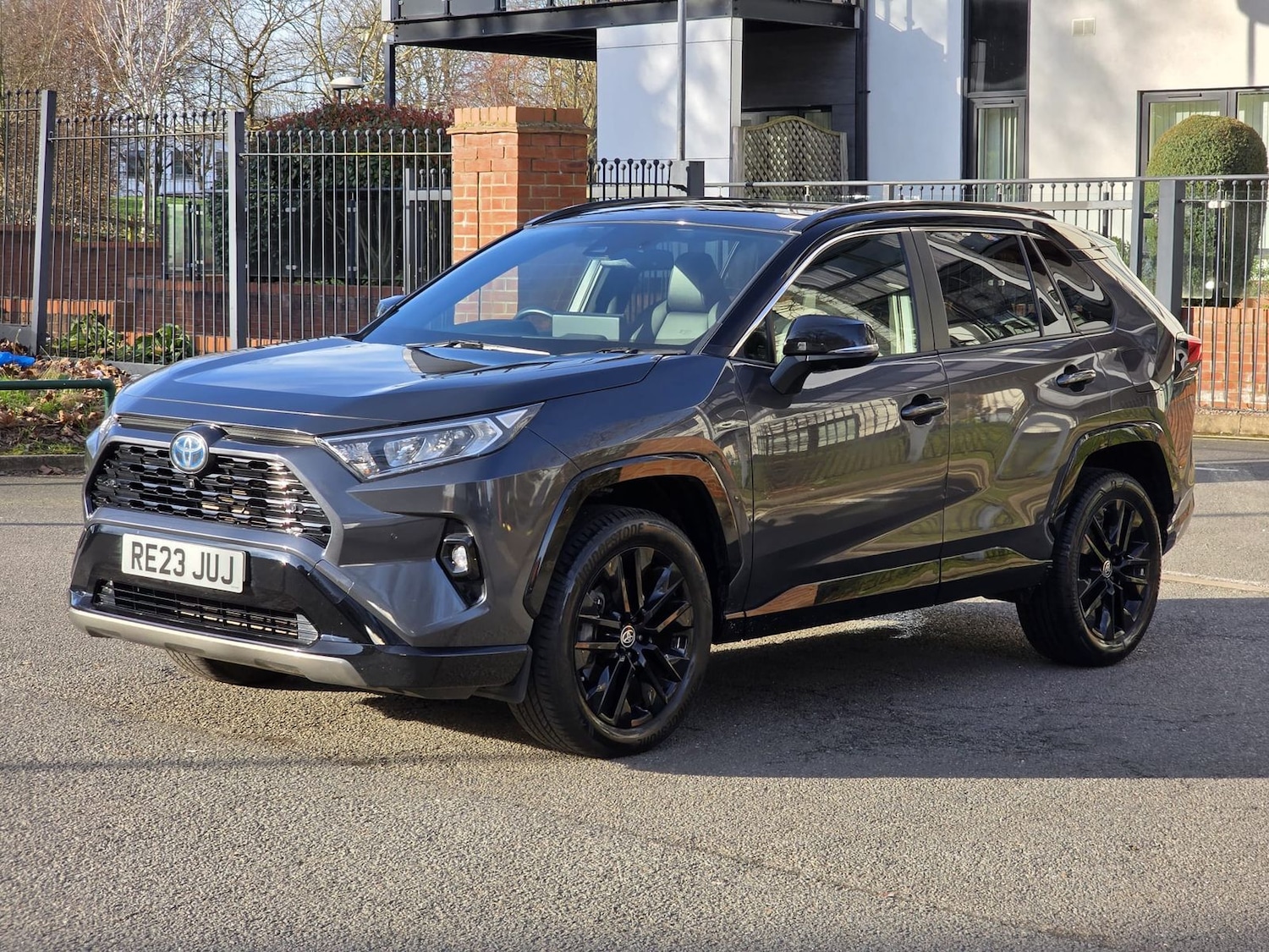 Used Toyota RAV4 2023 for sale - 77660499: Photo 3