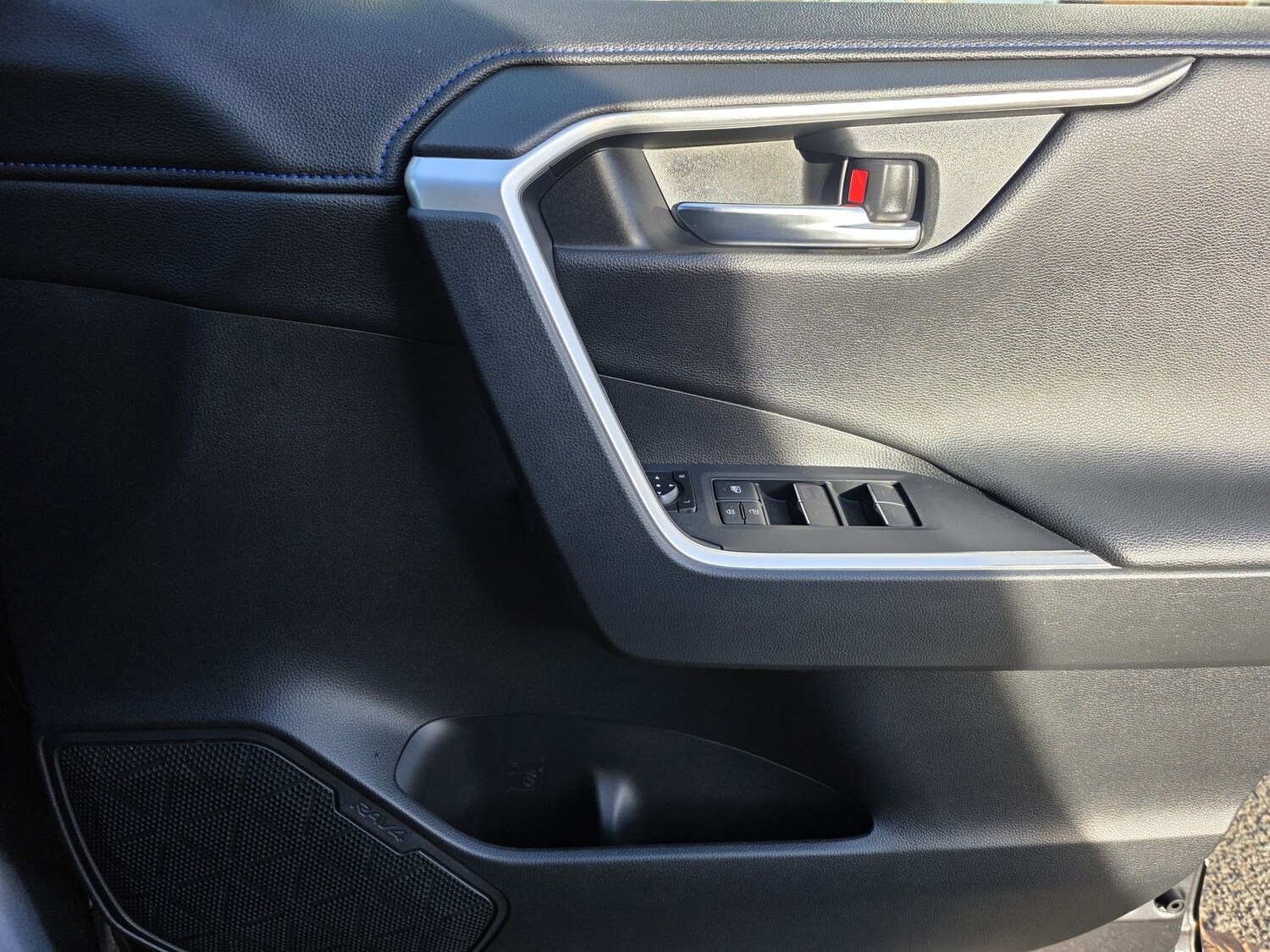 Used Toyota RAV4 2023 for sale - 77660499: Photo 33