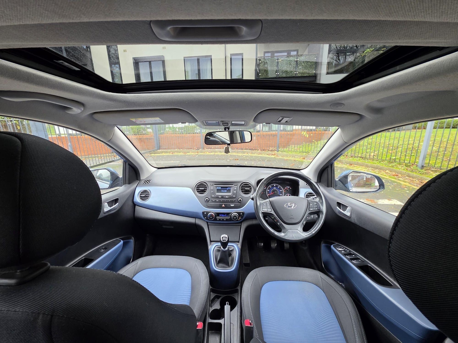 Used Hyundai i10 for sale - 76996323: Photo 10