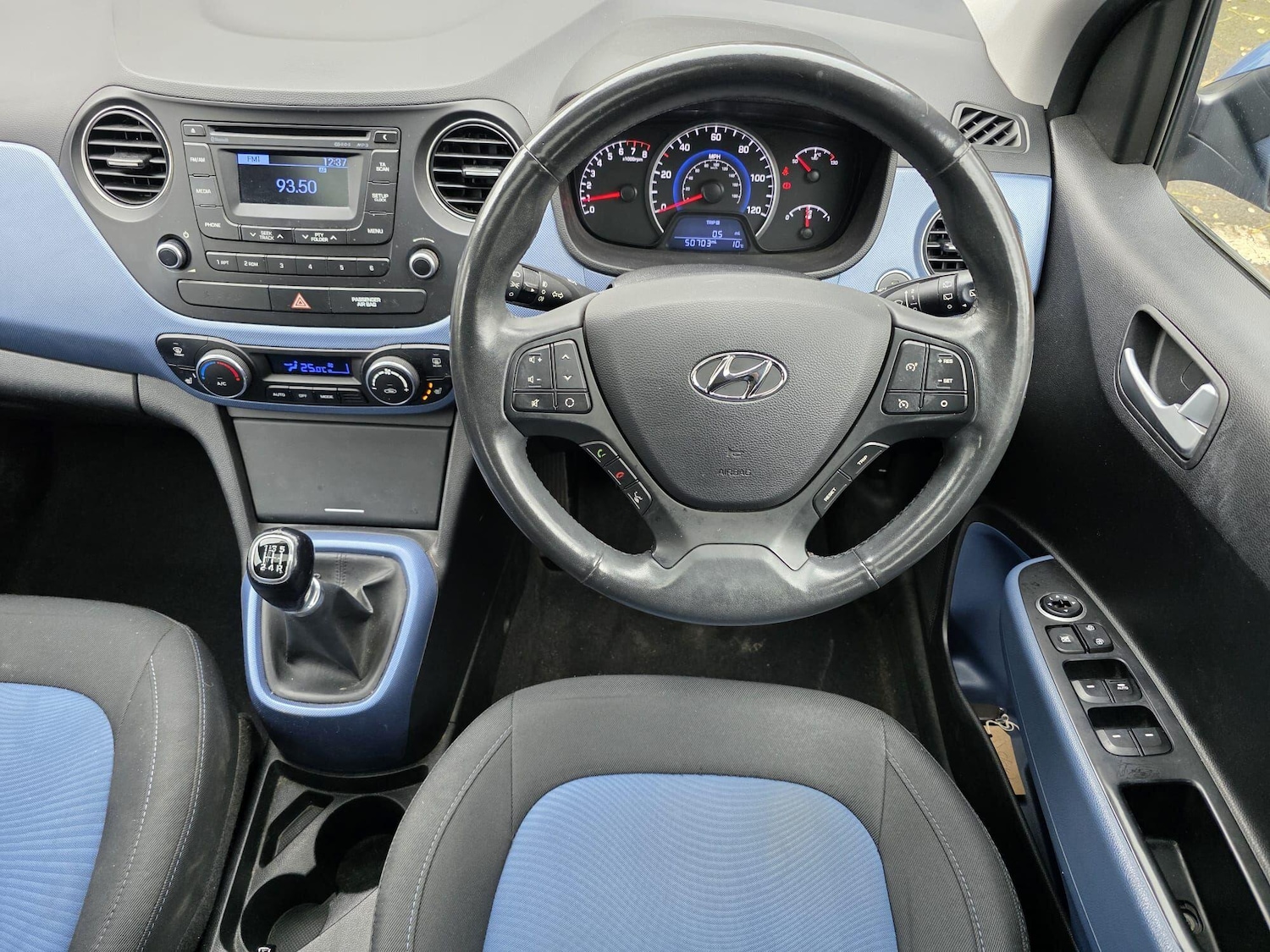 Used Hyundai i10 for sale - 76996323: Photo 12