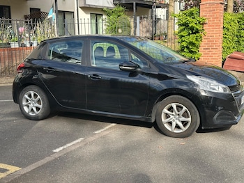 Used Peugeot 208 2018 for sale - 77270617: Photo