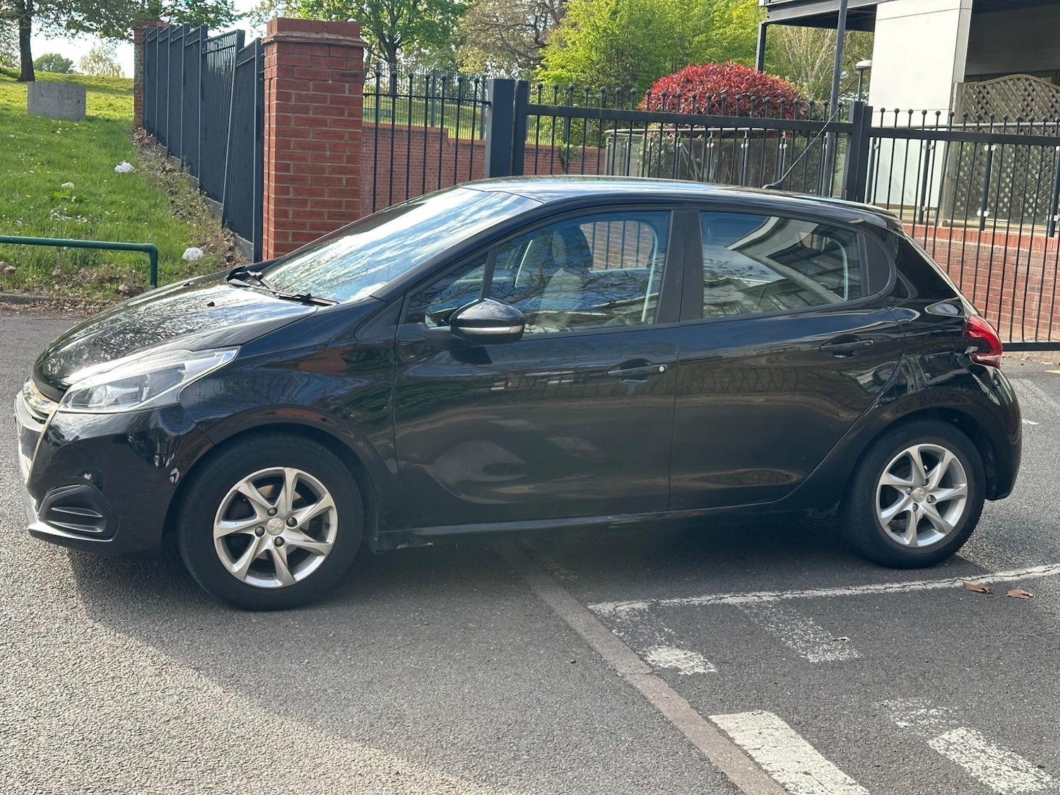 Used Peugeot 208 2018 for sale - 77270617: Photo 6