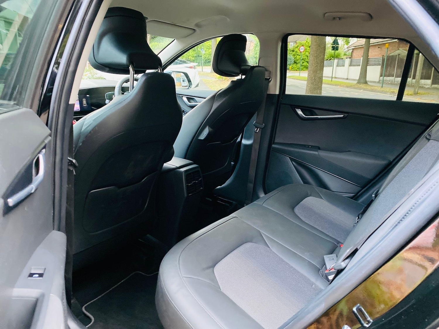 Used Kia Niro 2023 for sale - 77270662: Photo 16