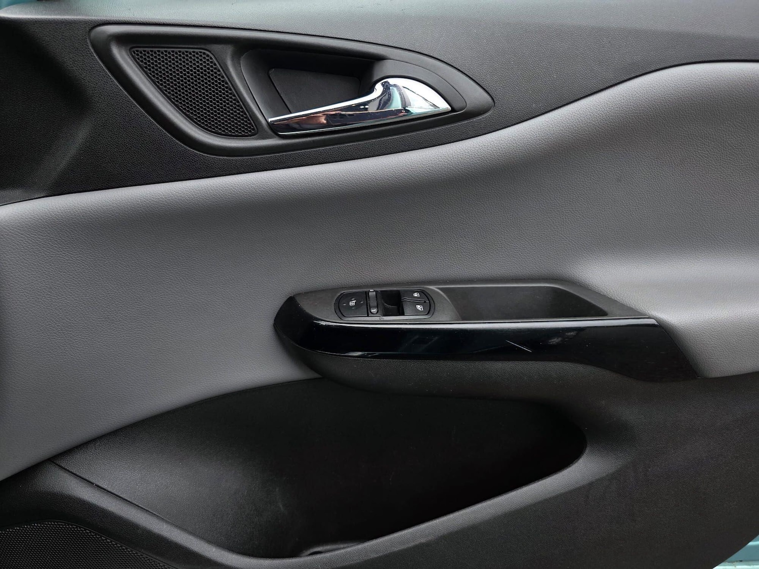 Used Vauxhall Corsa 2015 for sale - 76990699: Photo 24