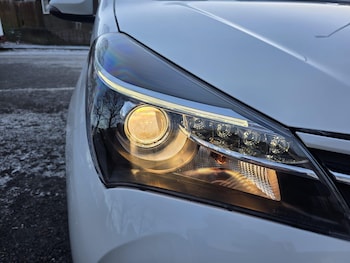 Used Toyota Yaris 2014 for sale - 77270674: Photo