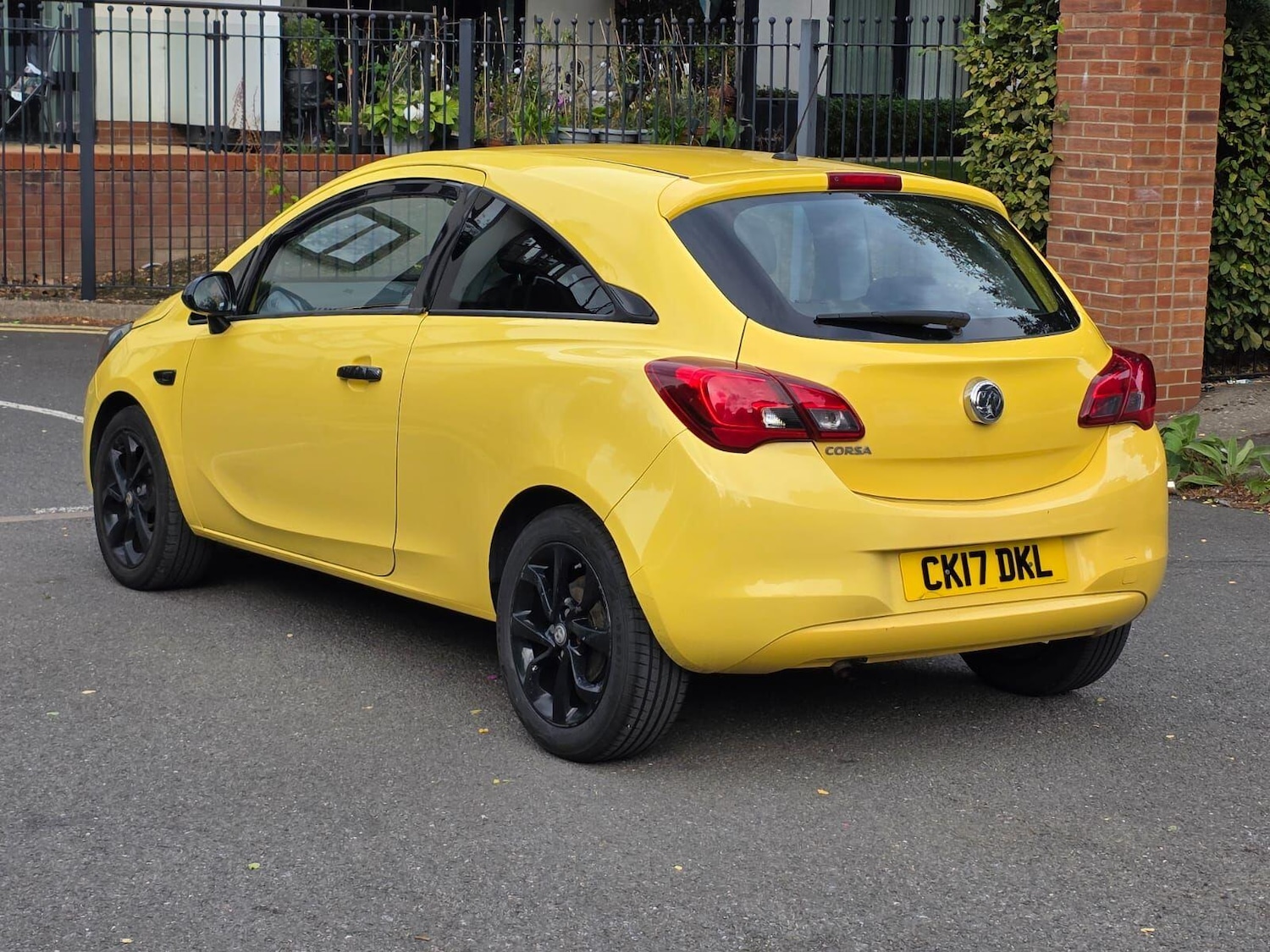 Used Vauxhall Corsa 2017 for sale - 77270667: Photo 4