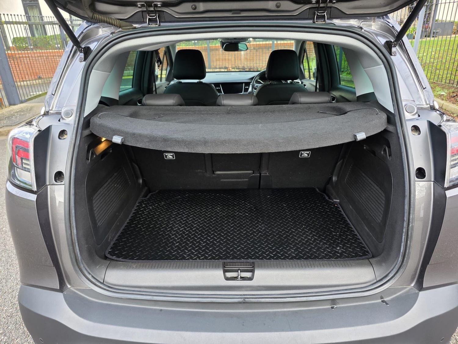 Used Vauxhall Crossland 2022 for sale - 77066331: Photo 11