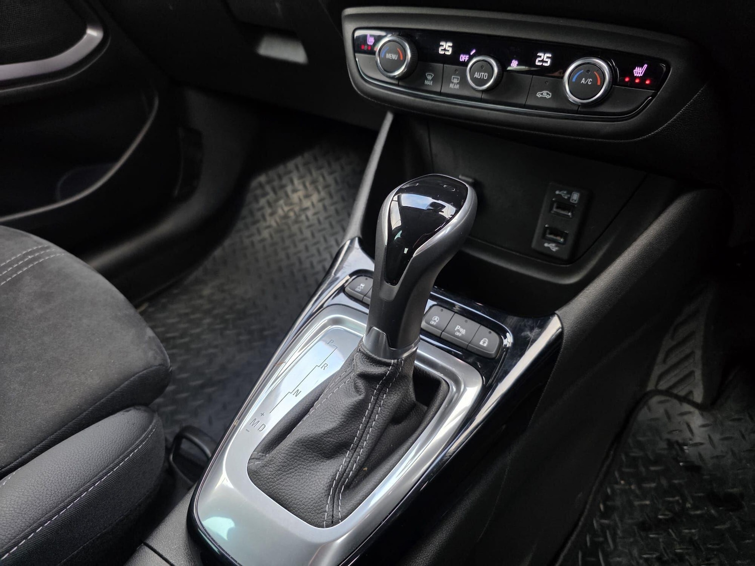 Used Vauxhall Crossland 2022 for sale - 77066331: Photo 18