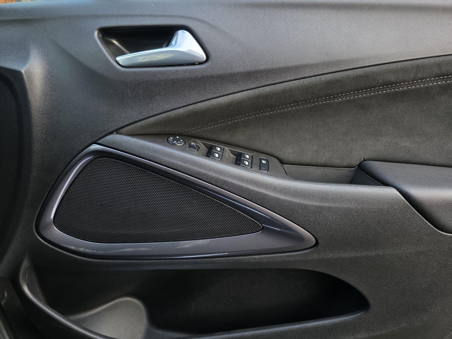 Used Vauxhall Crossland 2022 for sale - 77066331: Photo 31