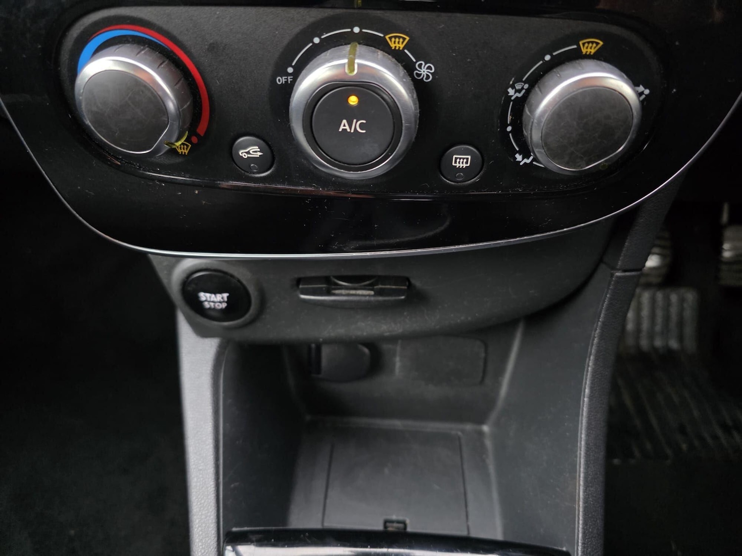 Used Renault Clio 2016 for sale - 76839434: Photo 12