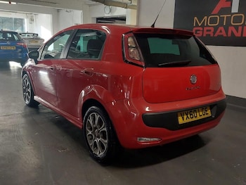 Used Fiat Punto Evo 2010 for sale - 77618474: Photo