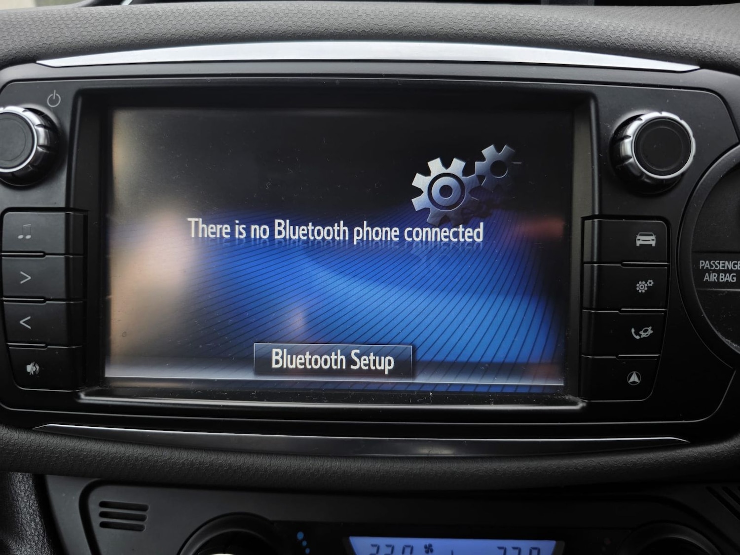 Used Toyota Yaris 2015 for sale - 77539963: Photo 17