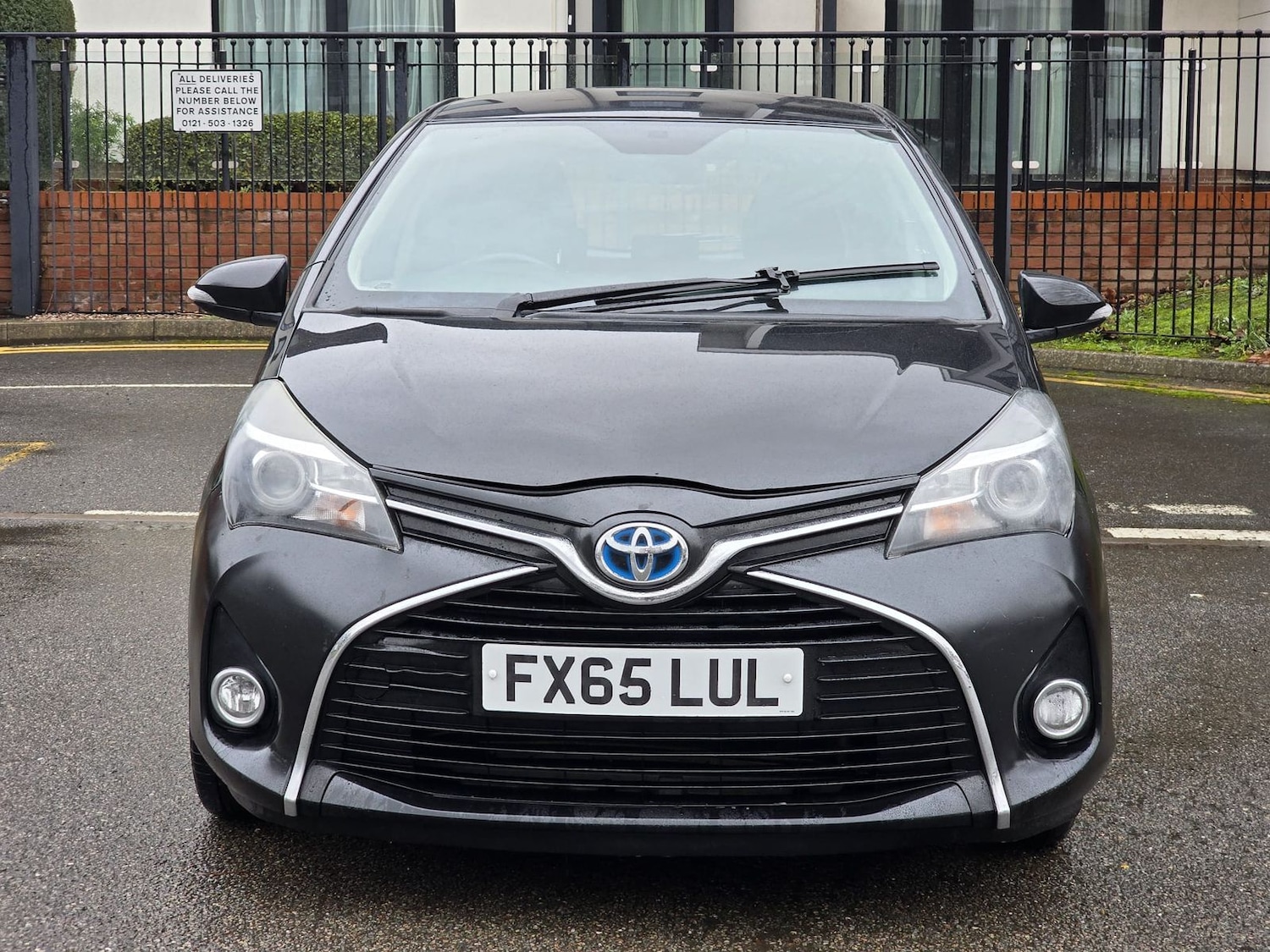 Used Toyota Yaris 2015 for sale - 77539963: Photo 2