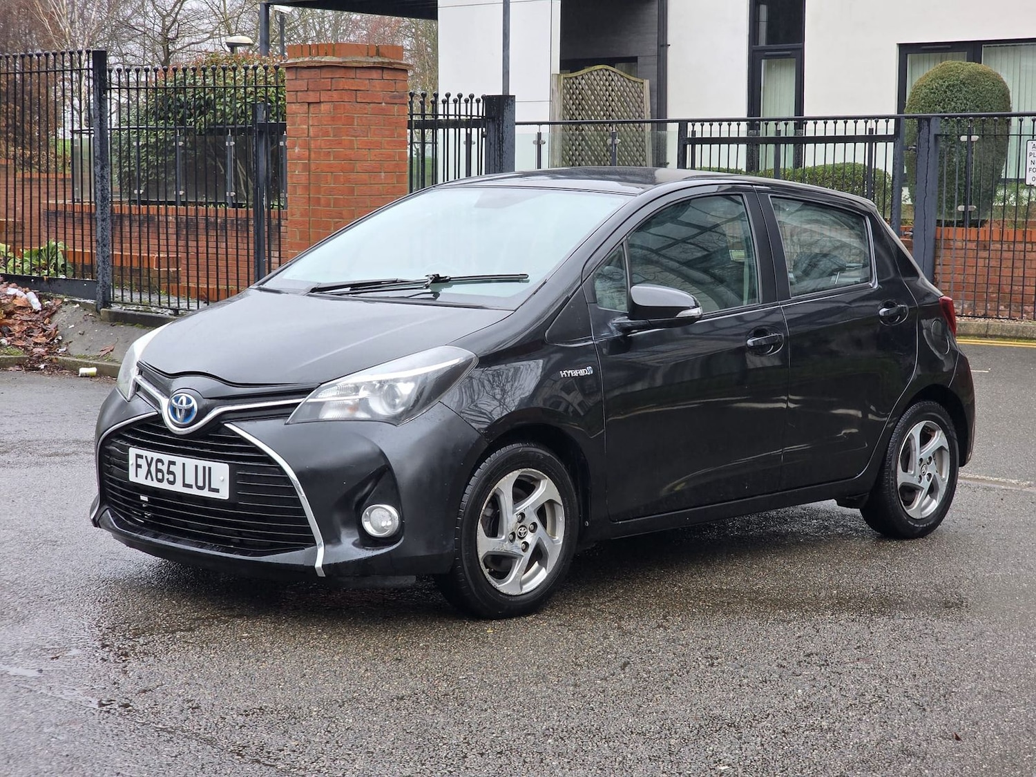 Used Toyota Yaris 2015 for sale - 77539963: Photo 3
