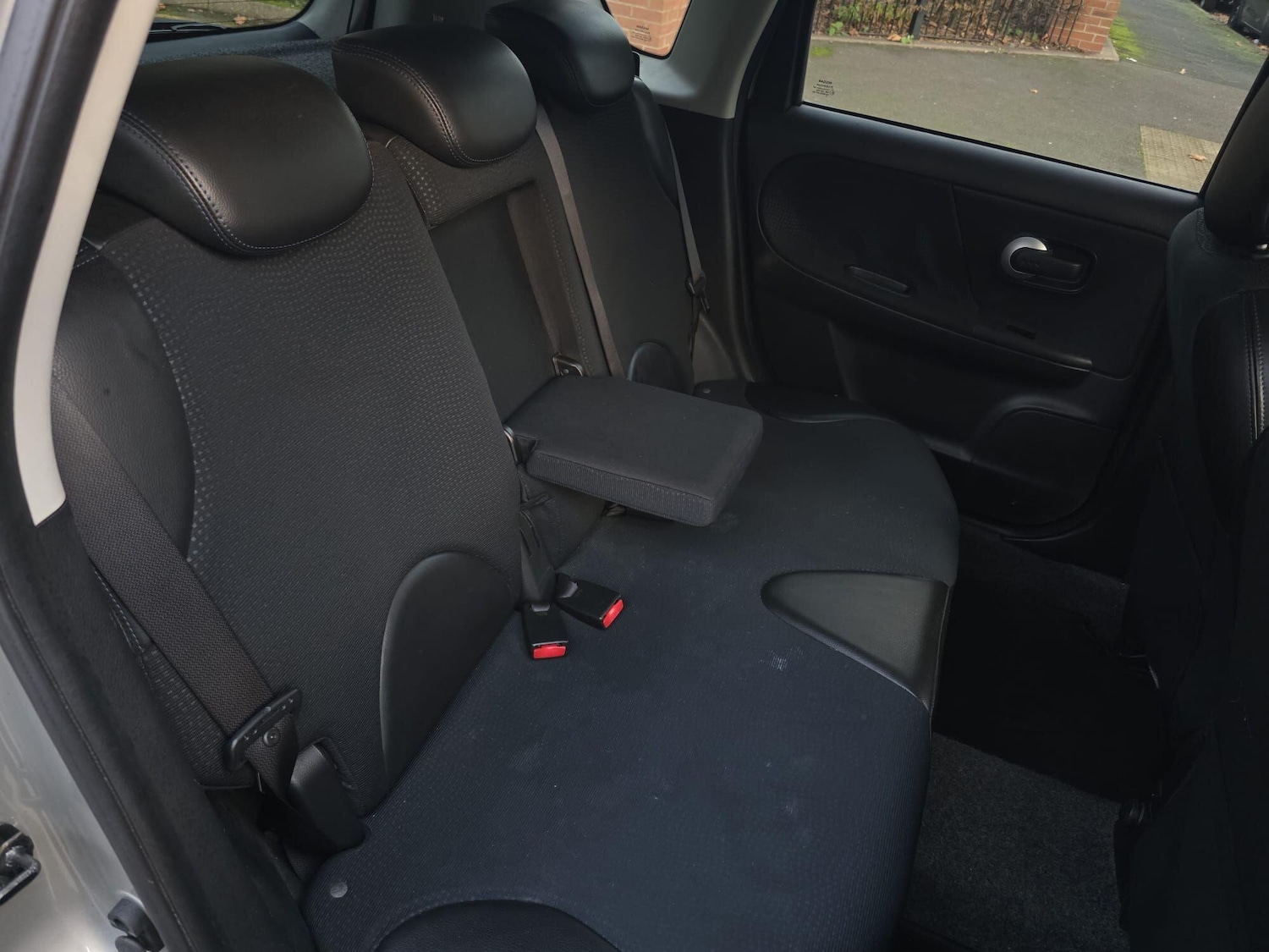 Used Nissan Note 2013 for sale - 76620549: Photo 10