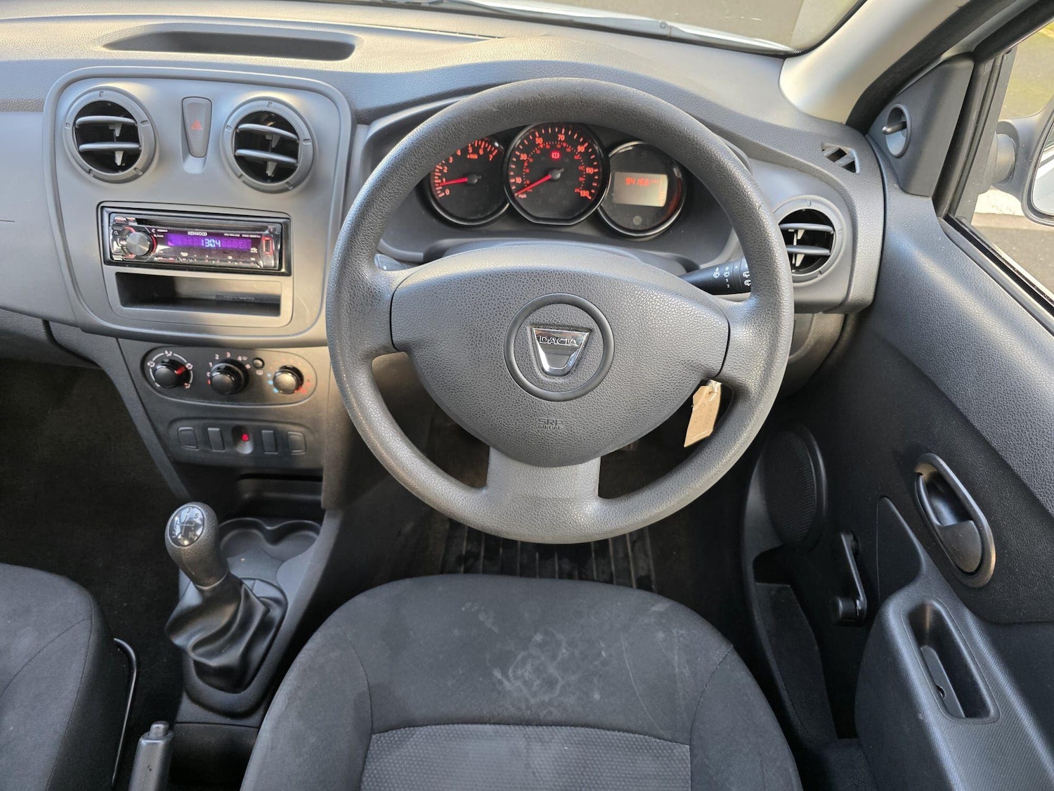 Used Dacia Sandero 2015 for sale - 77270670: Photo 11