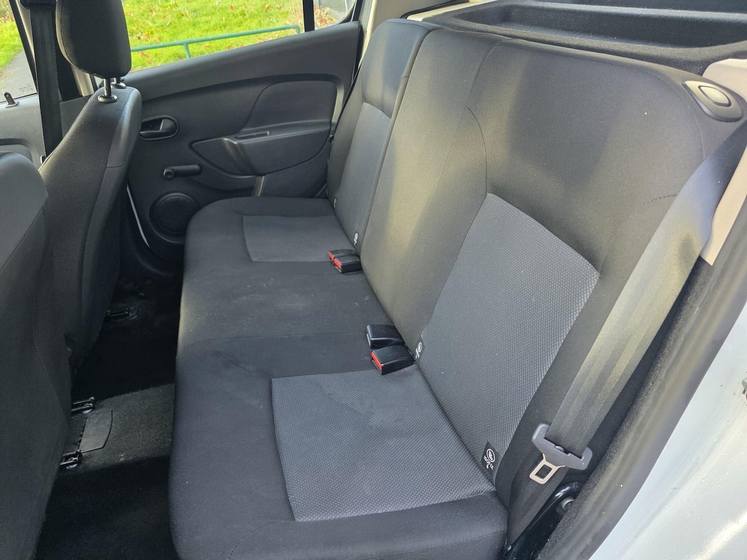 Used Dacia Sandero 2015 for sale - 77270670: Photo 9