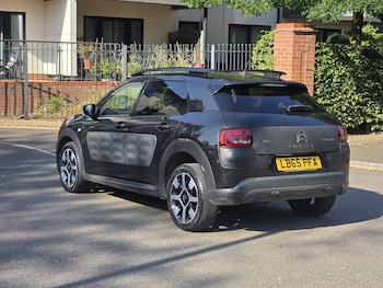Used Citroen C4 Cactus 2016 for sale - 79160122: Photo