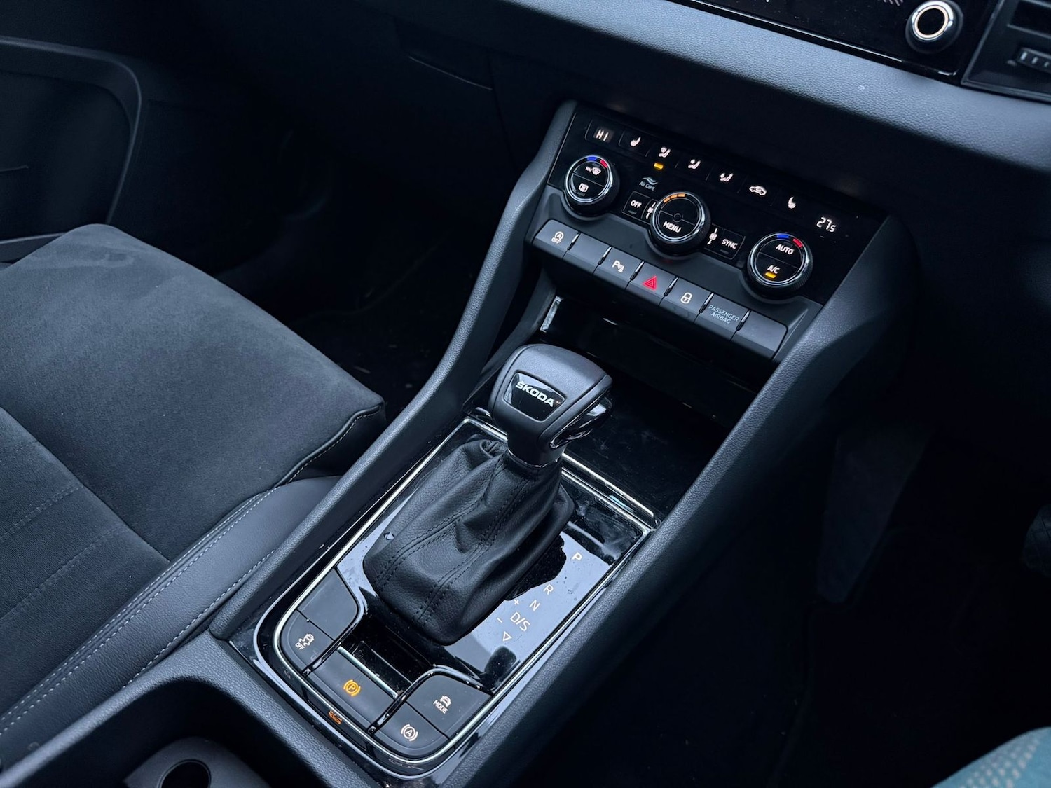 Used Skoda Karoq 2023 for sale - 77442744: Photo 9