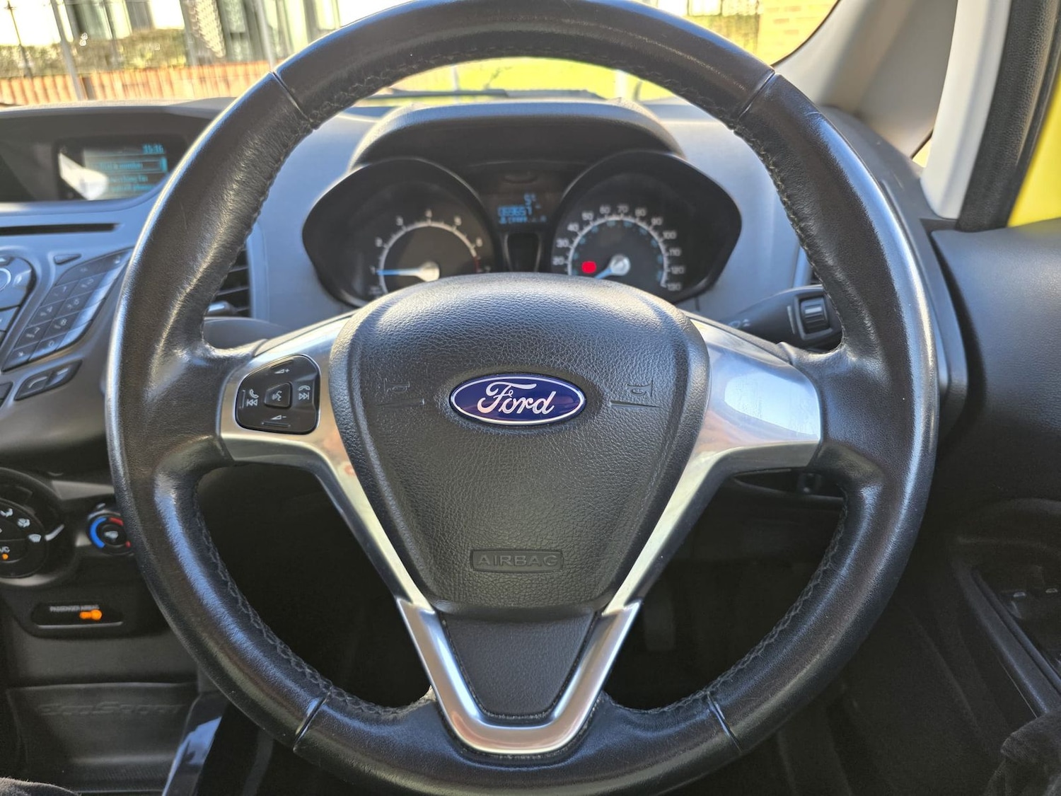 Used Ford Ecosport 2015 for sale - 77894037: Photo 21