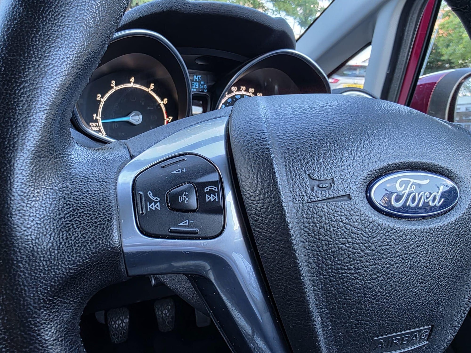 Used Ford Fiesta 2015 for sale - 76988596: Photo 21