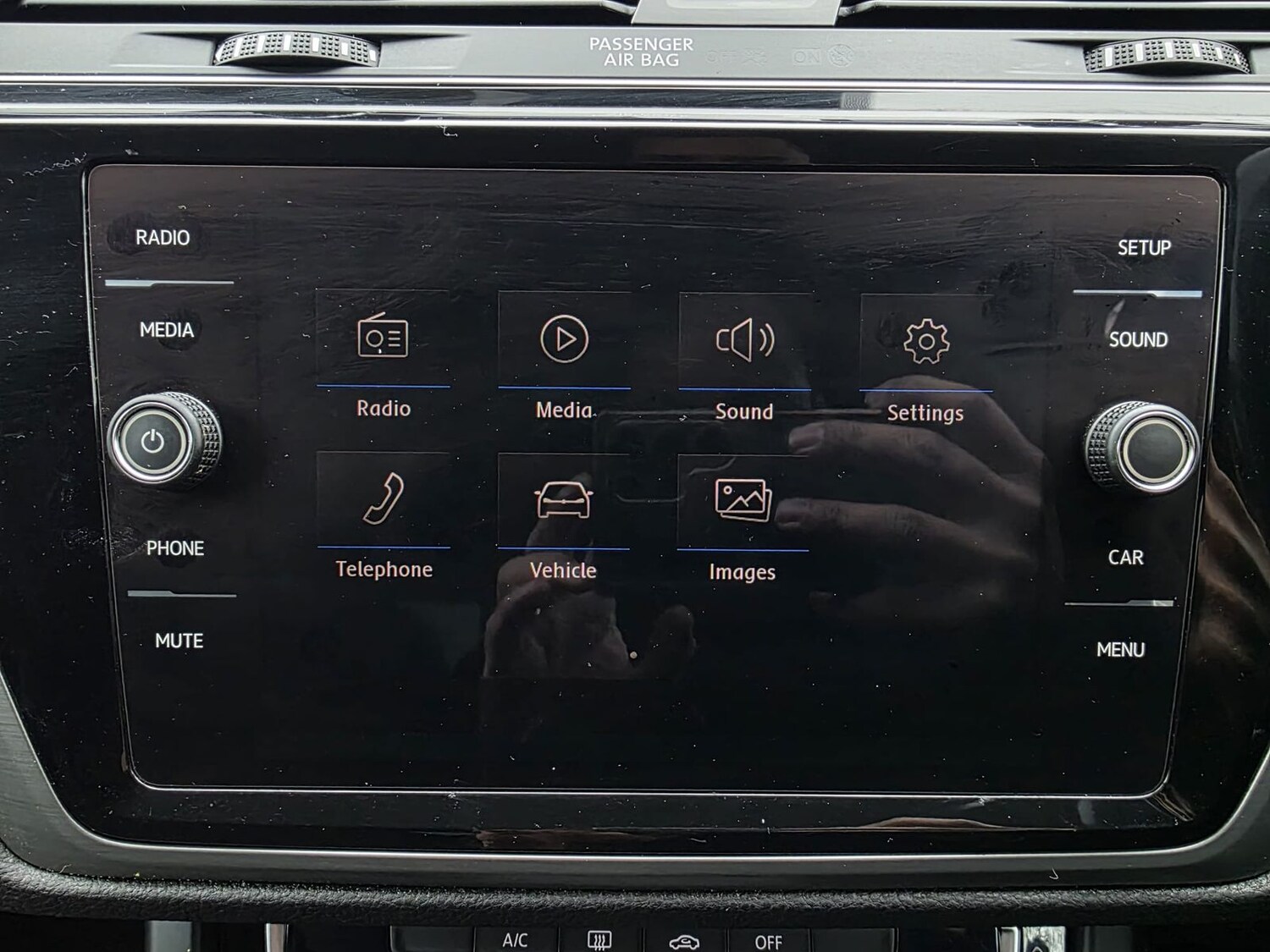 Used Volkswagen Touran 2018 for sale - 77855858: Photo 17