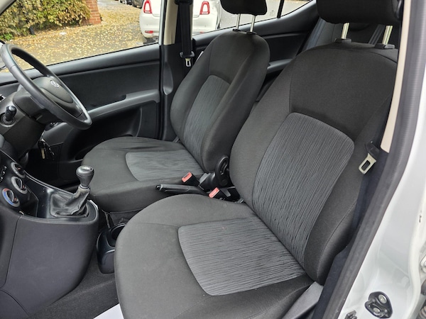 Used Hyundai i10 2012 for sale - 76260073: Photo 10
