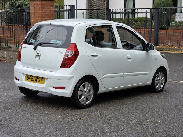 Used Hyundai i10 2012 for sale - 76260073: Photo 7