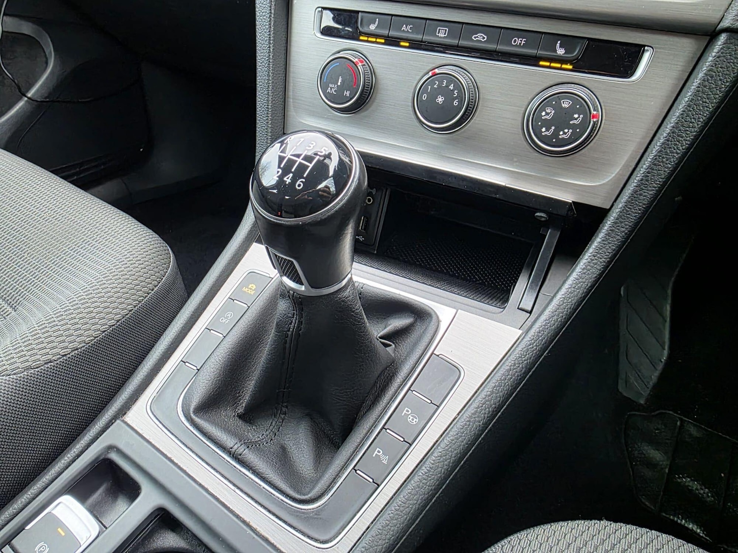 Used Volkswagen Golf 2016 for sale - 77015433: Photo 14