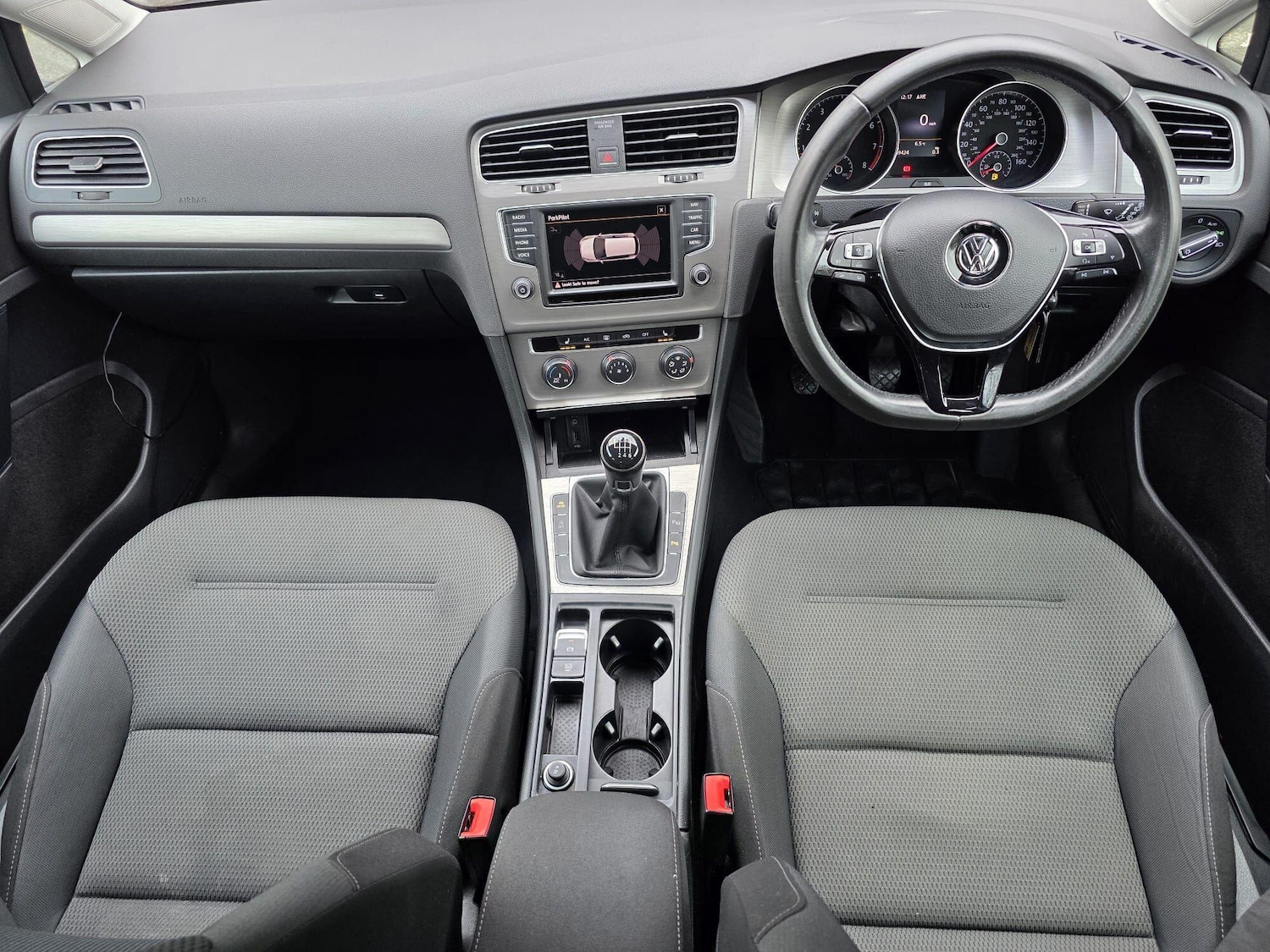 Used Volkswagen Golf 2016 for sale - 77015433: Photo 20