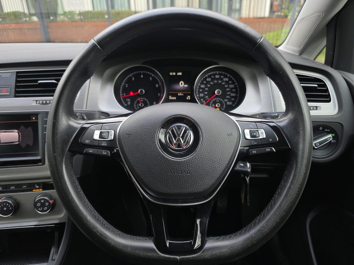 Used Volkswagen Golf 2016 for sale - 77015433: Photo 22