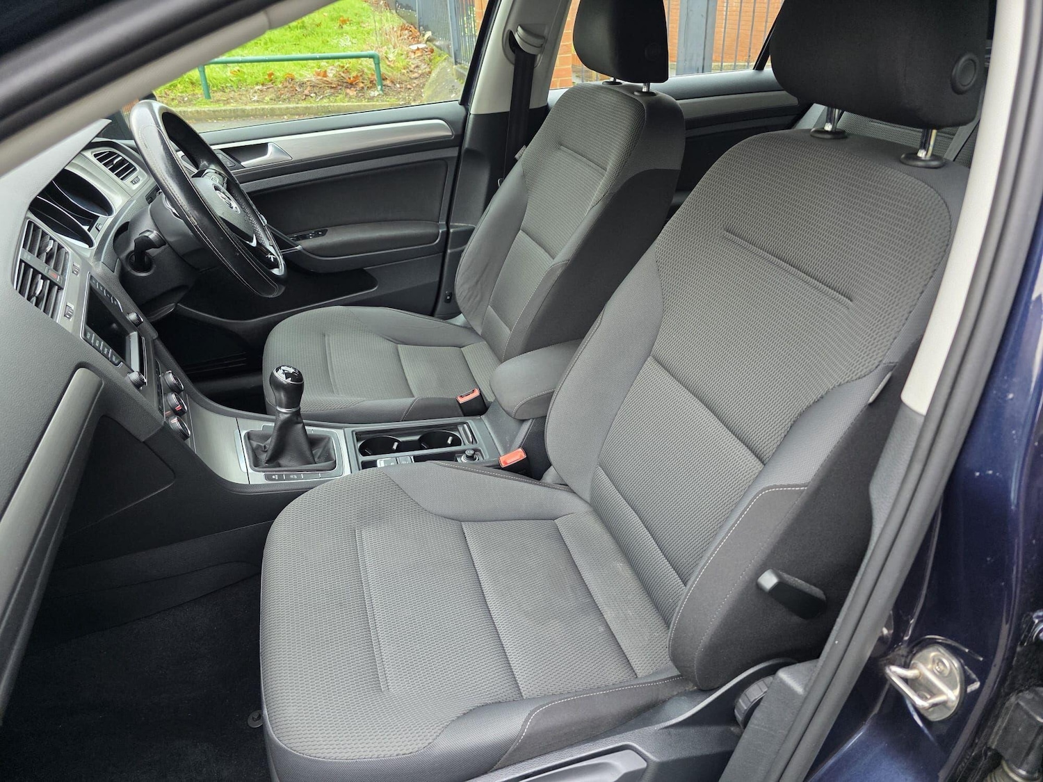 Used Volkswagen Golf 2016 for sale - 77015433: Photo 7