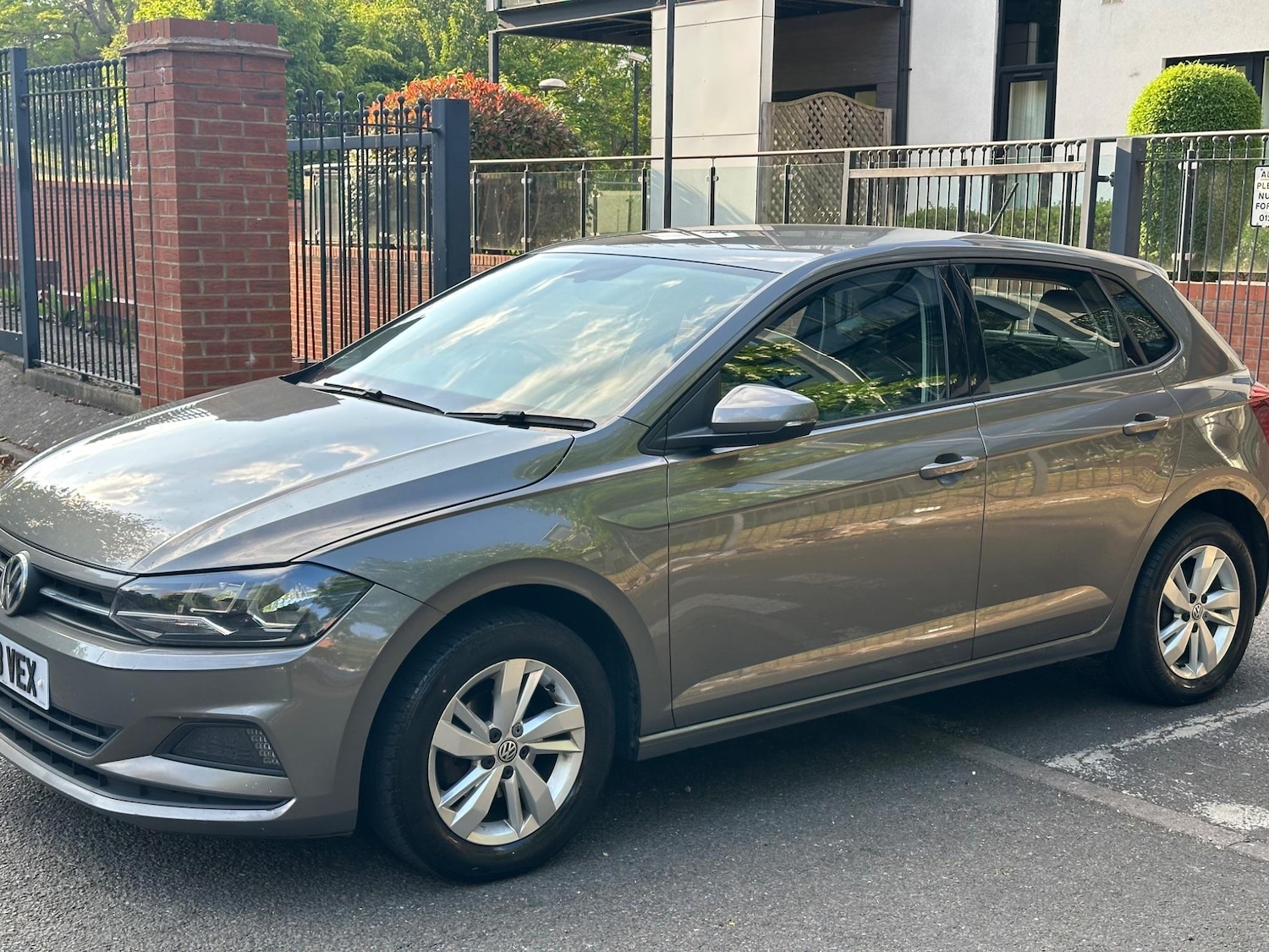 Used Volkswagen Polo 2018 for sale - 77270646: Photo 3