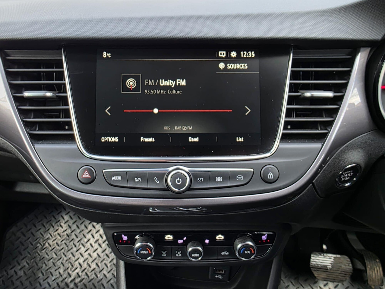 Used Vauxhall Crossland 2022 for sale - 77270625: Photo 14